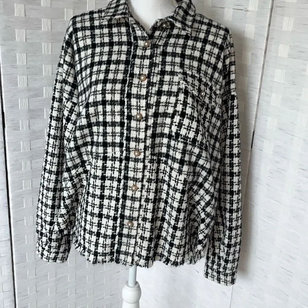 Anthropology UMGEE Tweed Plaid Shacket Fringe Hem Pearl Buttons Black and White